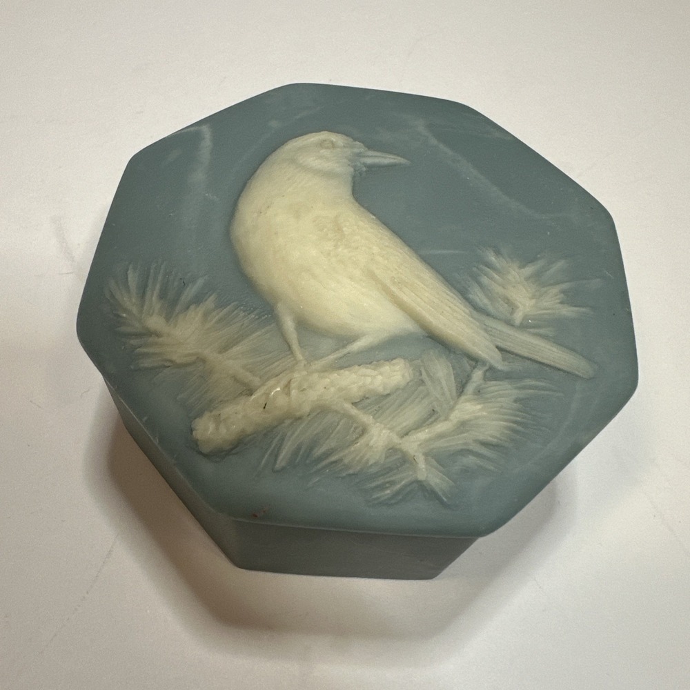 Vintage Design Gifts International Octagon Blue Soap Stone Bird Trinket Box